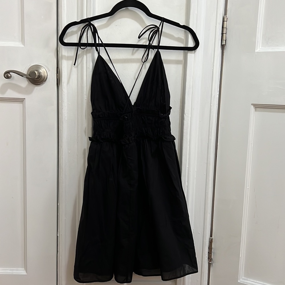 Black Zara dress - Picture 3 of 4